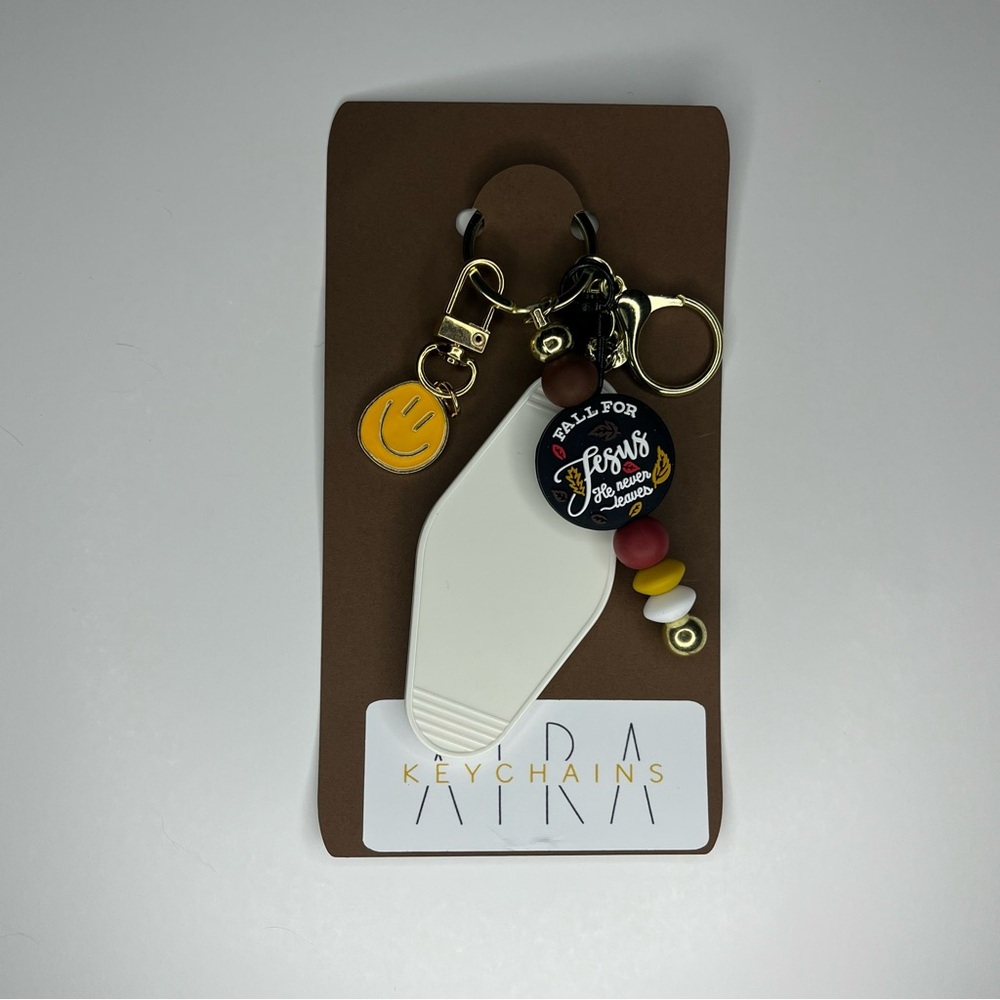 White Keychain Fall For Jesus, Smiley Face, Motel
